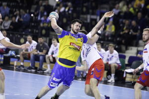 15.11.2022 Kielce. PGNiG Superliga. Mecz Łomża Industria Kielce - Azoty Puławy / Fot. Jarosław Kubalski - Radio Kielce