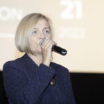 21.11.2022 Kino Moskwa. Debata przed filmem o kardynale Stefanie Wyszyńskim. Wicemarszałek Renata Janik / Fot. Jarosław Kubalski - Radio Kielce