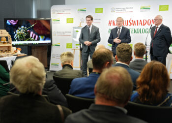 Ministerstwo Rolnictwa wspiera rolnictwo ekologiczne - Radio Kielce