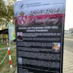 11.11.2022. Mirzec. Uroczystości w 104. rocznicę odzyskania niepodległości przez Polskę / Fot. Emilia Sitarska - Radio Kielce