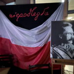 11.11.2022. Opatów. Ognisko niepodległości. / Fot. Emilia Sitarska - Radio Kielce