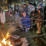 11.11.2022. Opatów. Ognisko niepodległości. / Fot. Emilia Sitarska - Radio Kielce