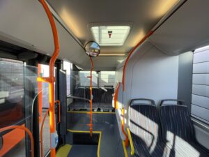 15.11.2022. Ostrowiec Św. Wyjazd nowych autobusów MAN na ulice miasta. / Fot. Emilia Sitarska - Radio Kielce