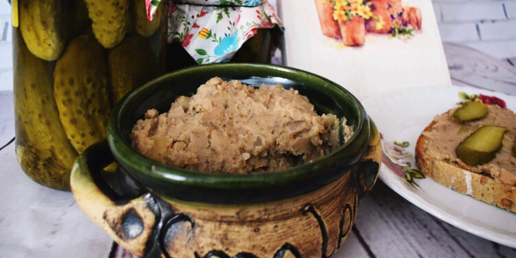 Smalec z białej fasoli - Radio Kielce Smalec z białej fasoli - Radio Kielce