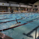 11.11.2022. Busko-Zdrój. VI Buski Maraton Pływacki. / Fot. Marta Gajda-Kruk - Radio Kielce