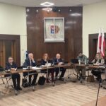 Sprawa ożarowskiej szkoły trafi do prokuratury? - Radio Kielce 28.11.2022. Opatów. Sesja rady powiatu opatowskiego / Fot. Emilia Sitarska - Radio Kielce