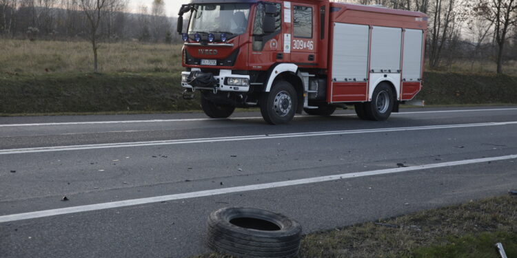 15.11.2022. Przełom. Wypadek / Fot. Jarosław Kubalski - Radio Kielce