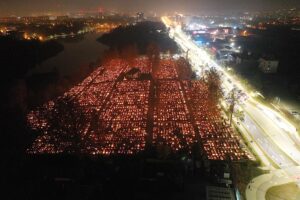 01.11.2022. Kielce. Cmentarz na Piaskach. / Fot. Jarosław Kubalski - Radio Kielce