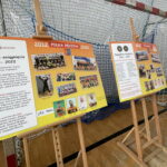 25.11.2022. Ostrowiec Św. Przekazanie sztandaru dla Szkoły Mistrzostwa Sportowego. / Fot. Emilia Sitarska - Radio Kielce