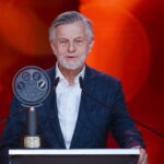 05.12.2022. Warszawa. Socjolog prof. Andrzej Zybertowicz odebrał Nagrodę Mediów Publicznych w kategorii "Słowo" podczas uroczystej Gali Nagród Mediów Publicznych w Warszawie / Fot. Marcin Obara - PAP