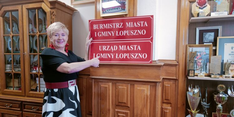 30.12.2022. Łopuszno. Na zdjęciu: Irena Marcisz - wójt gminy Łopuszno / Fot. Ewelina Walczak