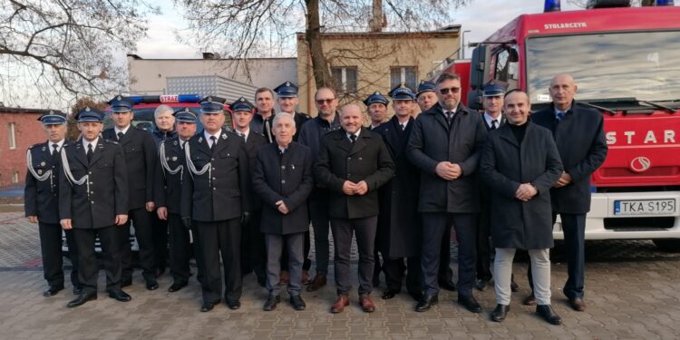 30.12.2022. Kazimierza Wielka. Przekazanie sprzętu strażackiego jednostkom OSP / Fot. Marta Gajda-Kruk - Radio Kielce