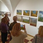 18.12.2022. Sandomierz. Wernisaż wystawy Tadeusza Blicharza / źródło: Sandomierskie Centrum Kultury - Facebook