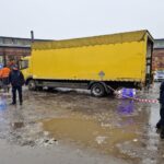 06.12.2022. Sędziszów. Miejsce przygniecenia mężczyzny przez samochód / źródło: KPP Jędrzejów