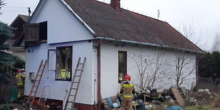 02.12.2022. Rogów. Pożar / źródło: KP PSP Końskie