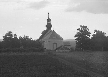 1900-1910. Biechów. Kościół. / Fot. fotopolska.eu