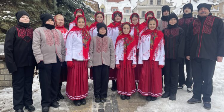 Sandomierz. Chór dziecięco-młodzieżowy z Ostroga / Fot. Grażyna Szlęzak - Radio Kielce