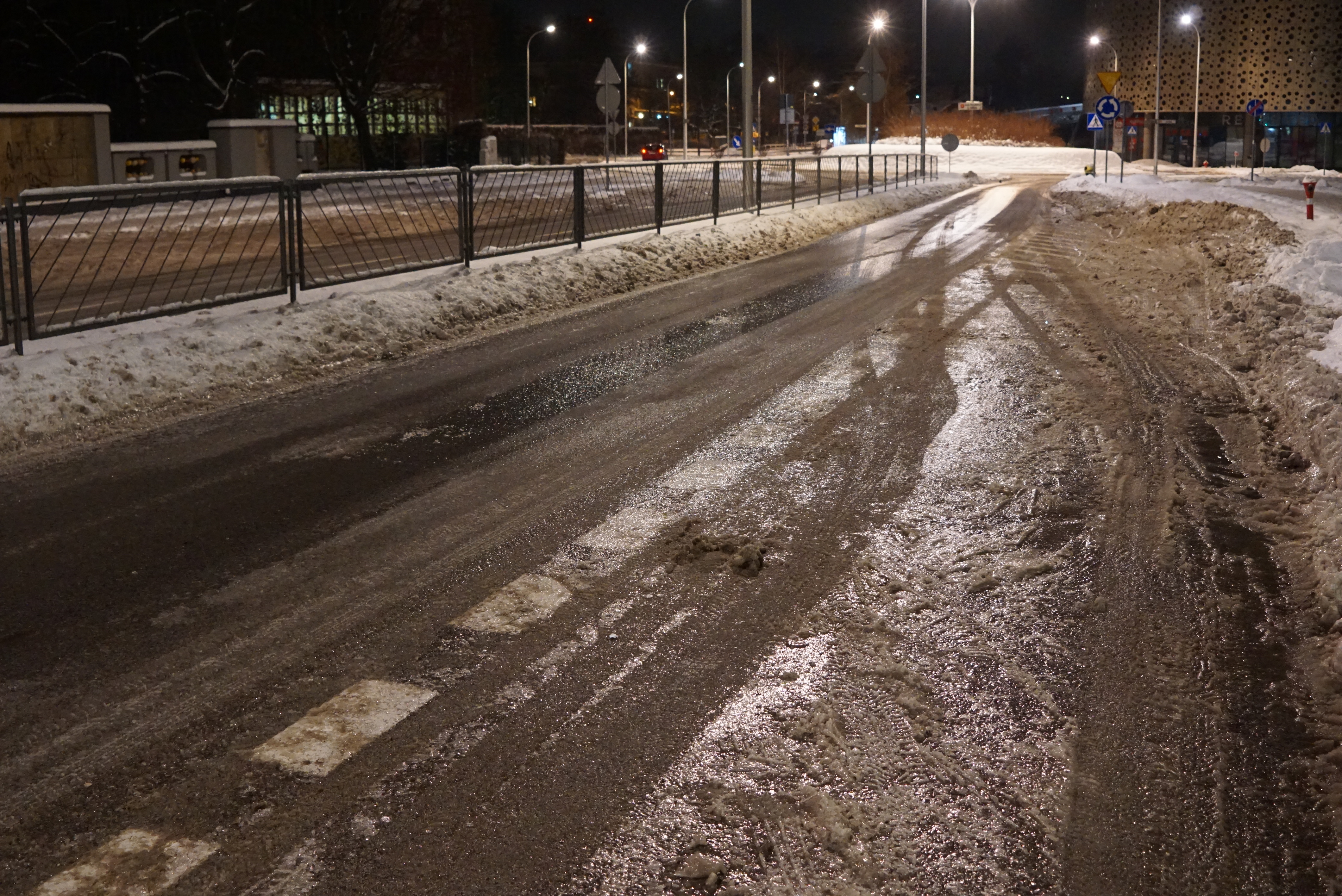 Poprószyło i może być niebezpiecznie