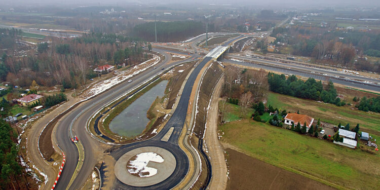 Budowa odcinka trasy S7 między węzłami Lesznowola a Tarczyn Północ / źródło: GDDKiA