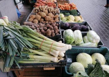 7.12.2022. Busko-Zdrój. Plac targowy przy ulicy Stawowej / Fot. Marta Gajda-Kruk / Radio Kielce