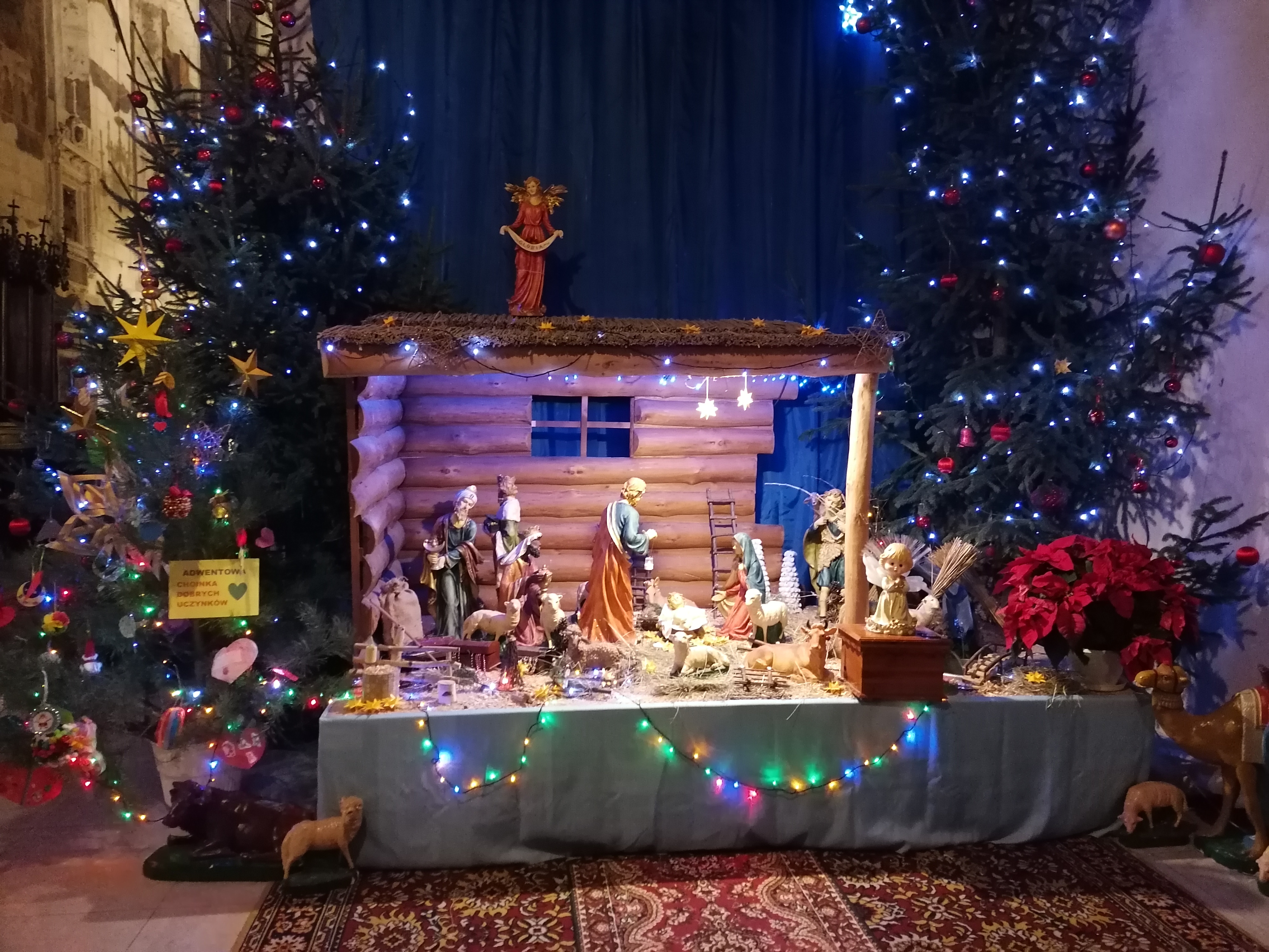 Szopkę z ruchomymi figurami można oglądać w Wiślicy [ZDJĘCIA]