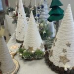 14.12.2022. Kielce. Ozdoby świąteczne wykonane przez uczniów Państwowego Liceum Sztuk Plastycznych w Kielcach / Fot. Iwona Murawska-Bujnowicz - Radio Kielce