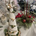 14.12.2022. Kielce. Ozdoby świąteczne wykonane przez uczniów Państwowego Liceum Sztuk Plastycznych w Kielcach / Fot. Iwona Murawska-Bujnowicz - Radio Kielce