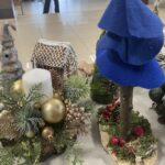 14.12.2022. Kielce. Ozdoby świąteczne wykonane przez uczniów Państwowego Liceum Sztuk Plastycznych w Kielcach / Fot. Iwona Murawska-Bujnowicz - Radio Kielce