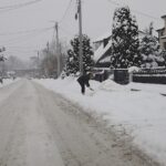 Ciągle pada. Pogarszają się warunki do jazdy - Radio Kielce