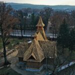 05.12.2022. Kielce. Białogon. Drewniany kościół p.w. Przemienienia Pańskiego / Fot. Jarosław Kubalski – Radio Kielce