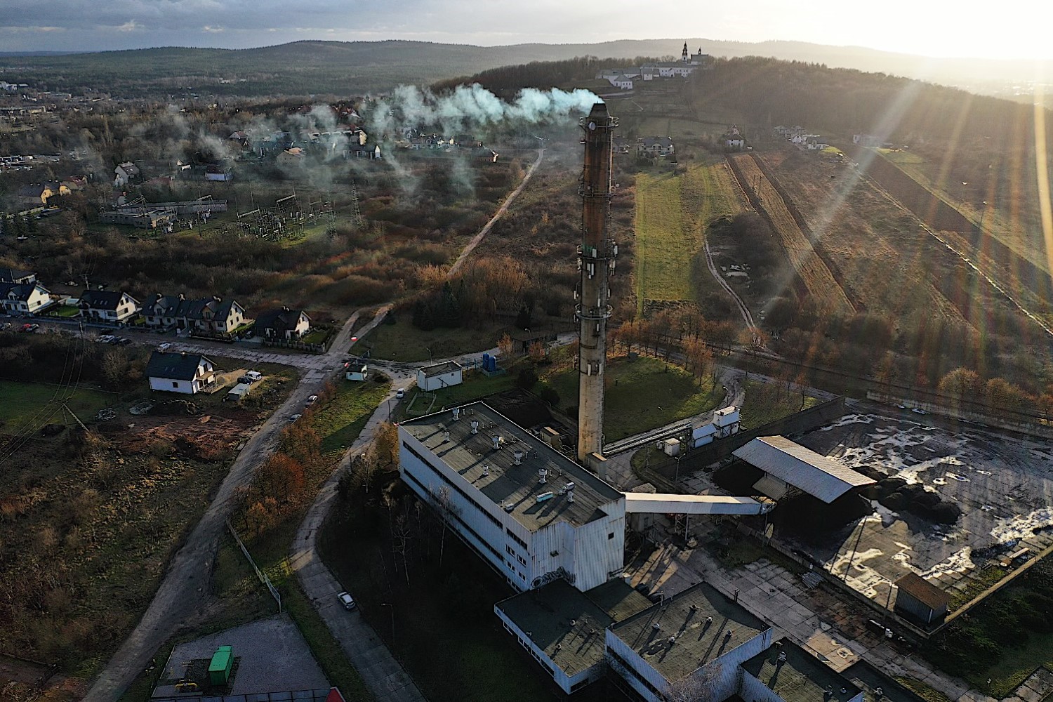 Największe kieleckie szpitale będą mieć ciepło z sieci