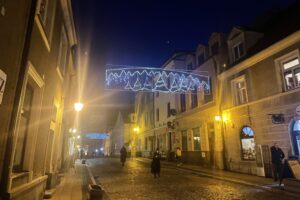 03.12.2022. Sandomierz. Świąteczne iluminacje / Fot. Grażyna Szlęzak - Radio Kielce