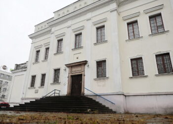 Miasto ogłosiło konkurs na przebudowę dawnej synagogi