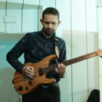 09.12.2022. Studio GRAM. Koncert zespołu Mayoroots w Radiu Kielce / Fot. Wiktor Taszłow – Radio Kielce