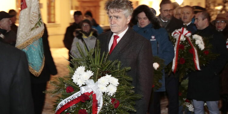 13.12.2022. Kielce. Obchody 41. rocznicy wprowadzenia stanu wojennego. Na zdjęciu senator Krzysztof Słoń. / Fot. Wiktor Taszłow - Radio Kielce