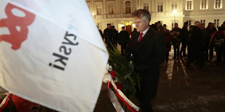 13.12.2022. Kielce. Obchody 41. rocznicy wprowadzenia stanu wojennego. Na zdjęciu: senator Krzysztof Słoń. / Fot. Wiktor Taszłow - Radio Kielce