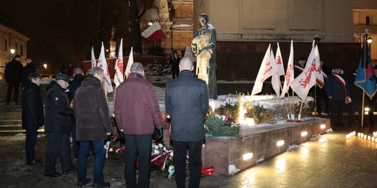 13.12.2022. Kielce. Obchody 41. rocznicy wprowadzenia stanu wojennego. / Fot. Wiktor Taszłow - Radio Kielce