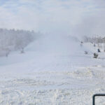 14.12.2022. Niestachów. Stok narciarski / Fot. Wiktor Taszłow – Radio Kielce