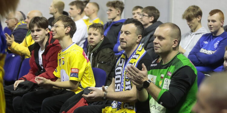 15.12.2022. Kielce. 10. kolejka Ligi Mistrzów: Łomża Industria - Celje Pivovarna Lasko / Fot. Wiktor Taszłow - Radio Kielce
