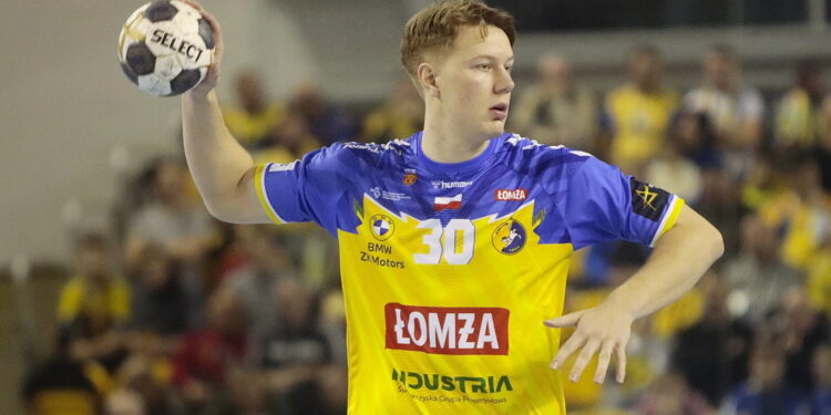 15.12.2022. Kielce. 10. kolejka Ligi Mistrzów: Łomża Industria - Celje Pivovarna Lasko / Fot. Wiktor Taszłow - Radio Kielce