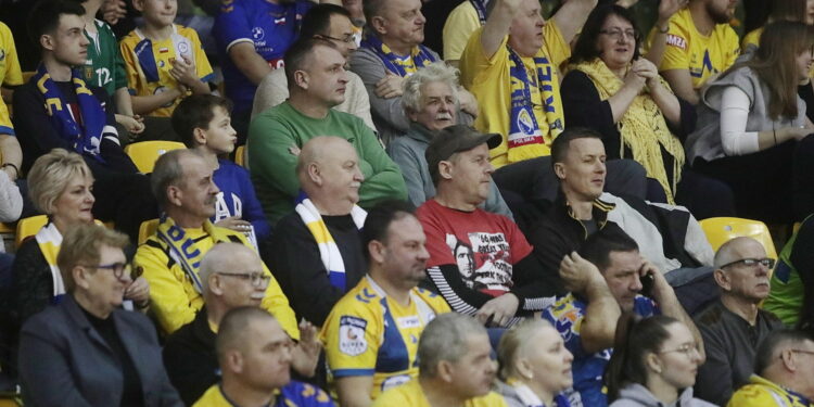 15.12.2022. Kielce. 10. kolejka Ligi Mistrzów: Łomża Industria - Celje Pivovarna Lasko / Fot. Wiktor Taszłow - Radio Kielce