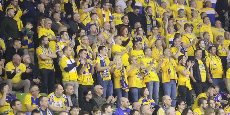 15.12.2022. Kielce. 10. kolejka Ligi Mistrzów: Łomża Industria - Celje Pivovarna Lasko / Fot. Wiktor Taszłow - Radio Kielce
