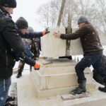 16.12.2022. Kielce. Pomnik upamiętniający powstańców styczniowych na Białogonie / Fot. Wiktor Taszłow – Radio Kielce