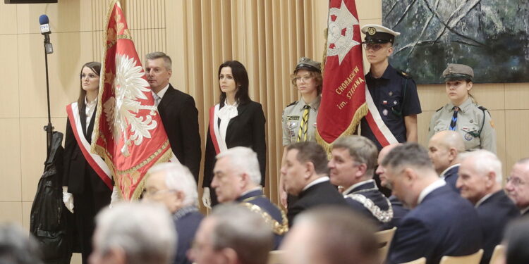 20.12.2022. Kielce. Wręczenie odznaki honorowej Województwa Świętokrzyskiego / Fot. Wiktor Taszłow – Radio Kielce