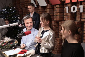 23.12.2022. Radio Kielce. Akcja "Nadzieja pod choinkę”: Stowarzyszenie Siemacha / Fot. Wiktor Taszłow - Radio Kielce