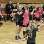 „Koroneczki” wygrały po męczarniach - Radio Kielce Pewne zwycięstwo „Koroneczek”