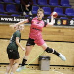 „Koroneczki” wygrały po męczarniach - Radio Kielce Pierwszy domowy mecz „Koroneczek” od kwietnia