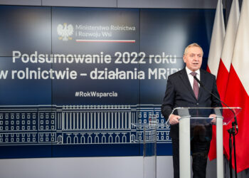 Wicepremier Henryk Kowalczyk podsumowuje działania ministerstwa w 2022 r. / Fot. MRiRW