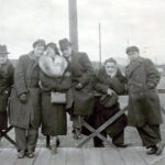 Car, cesarz, król i papież na peronie w Bzinie - Radio Kielce Platforma dla pracowników Państwowej Fabryki Amunicji, tzw. mały przystanek osobowy