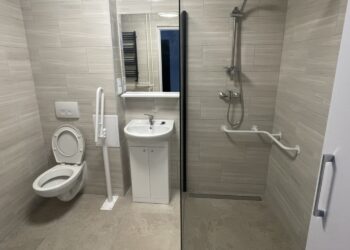 W regionie przybędzie mieszkań wspomaganych - Radio Kielce 13.12.2022. Ostrowiec Świętokrzyski. Mieszkanie wspomagane przy ul. Klimkiewiczowskiej / Fot. Emilia Sitarska - Radio Kielce